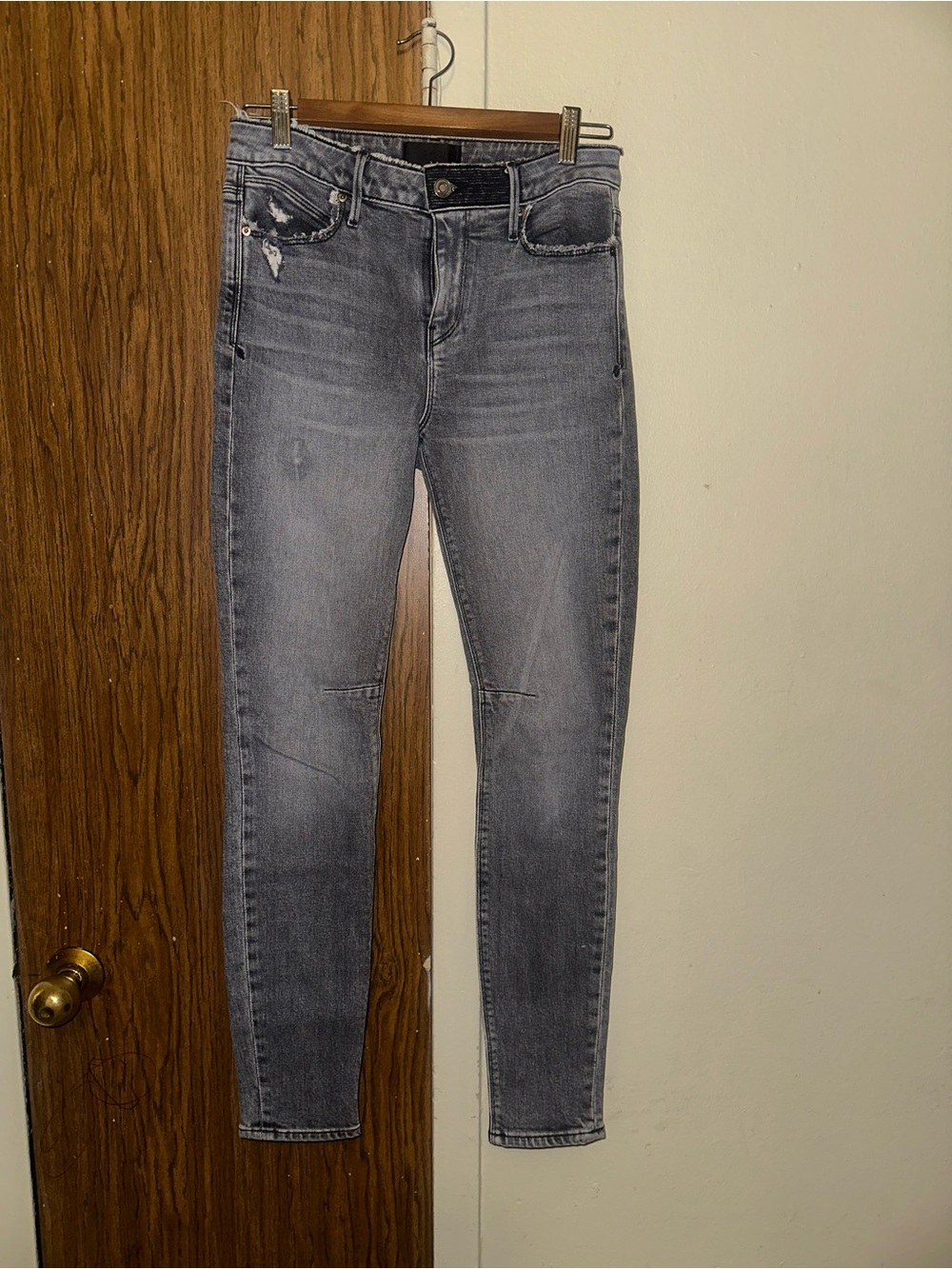 Womens Gray Stretch Skinny Jeans - Sleek Everyday Fit